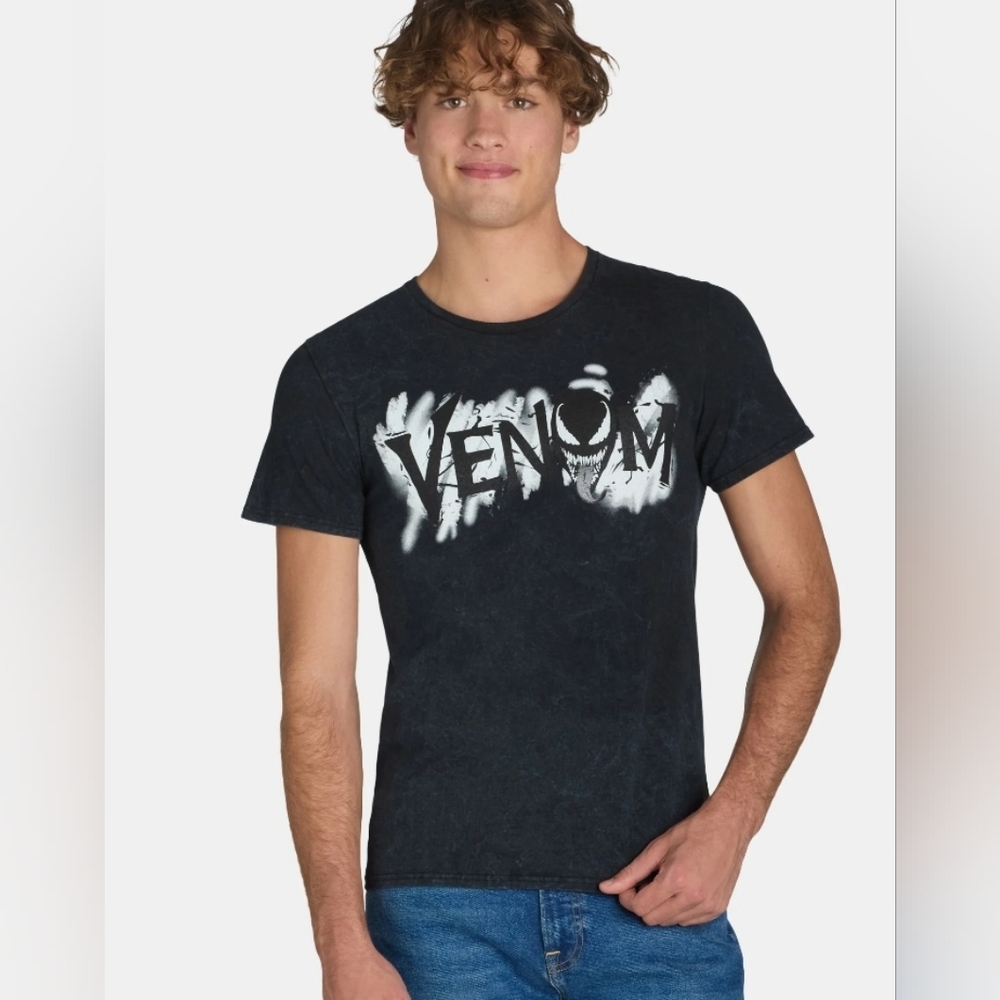 Marvel's Venom Men’s & Big Men's Mineral Wash Graphic Tee Size Small NWT